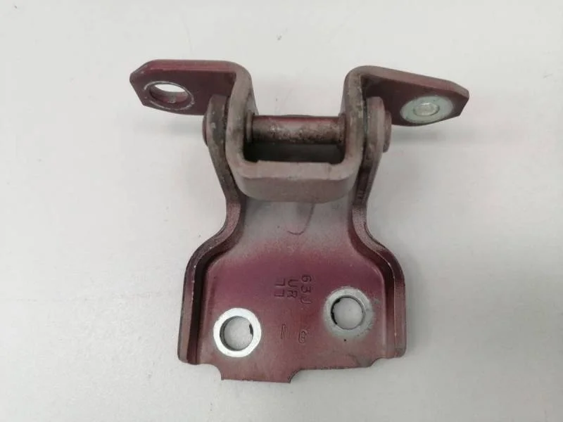 Петля двери передней правой верхняя Suzuki SX4 2006-2013