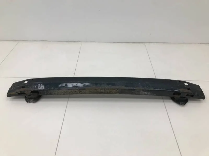 Усилитель заднего бампера Toyota Corolla E120 2001-2007