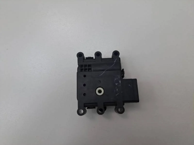 Моторчик заслонки печки Mazda CX-7 (ER) 2006-2012