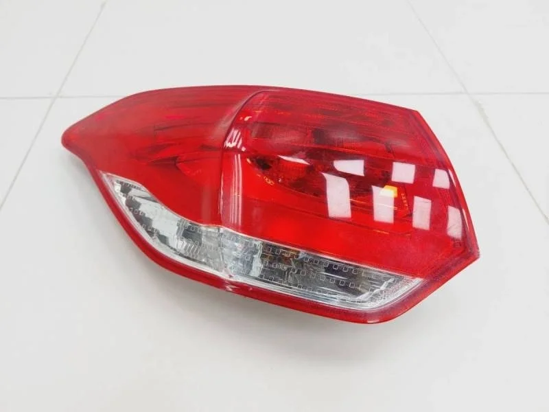 Фонарь задний наружный левый Citroen C4 2011>