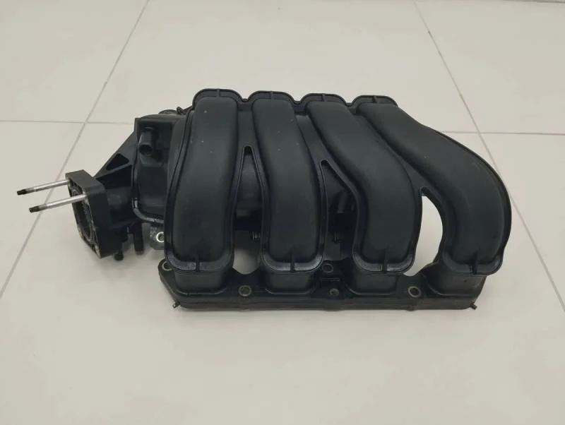 Коллектор впускной Toyota Corolla E120 2001-2007