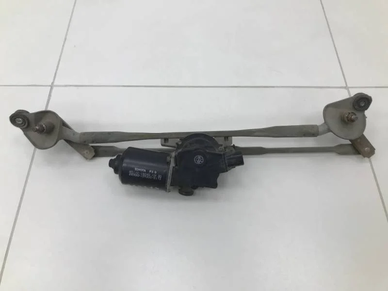 Трапеция стеклоочистителей Toyota Corolla E120 2001-2007