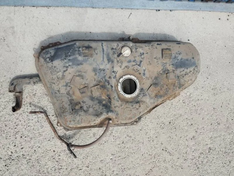 Бак топливный Toyota Corolla E120 2001-2007