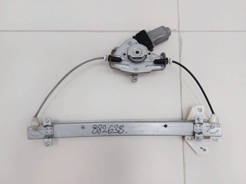 Стеклоподъемник электр. задний правый Hyundai Solaris 2010-2017