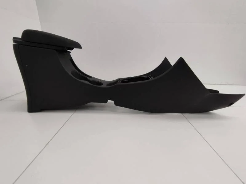 Консоль центральная Hyundai Solaris 2010-2017