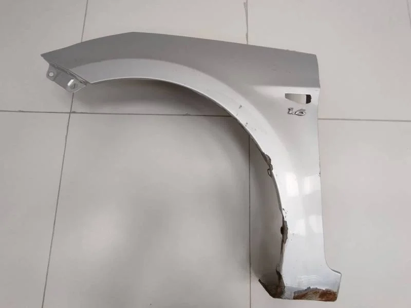 Крыло переднее левое Hyundai Solaris 2010-2017