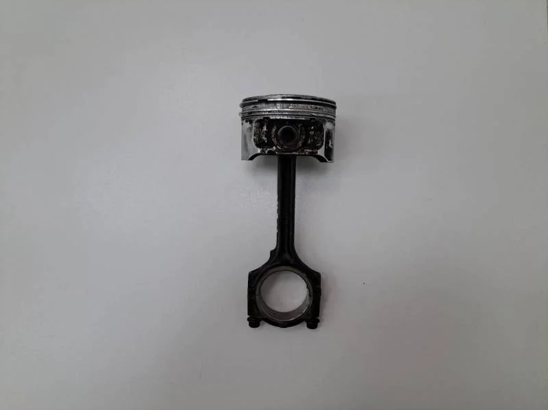 Поршень с шатуном Nissan X-Trail (T30) 2001-2006