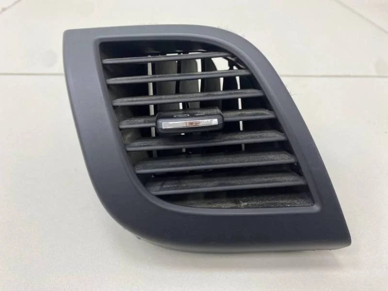 Дефлектор воздушный Hyundai Solaris 2010-2017