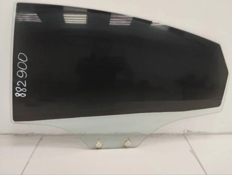 Стекло двери задней левой Hyundai Solaris 2010-2017