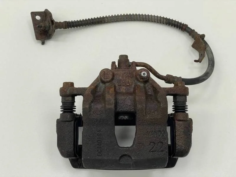 Суппорт передний левый Hyundai Solaris 2010-2017