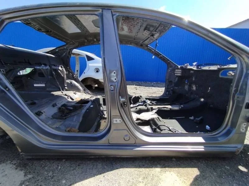 Порог со стойкой правый Hyundai Solaris 2010-2017