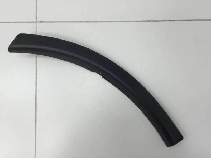 Накладка переднего бампера правая Mitsubishi Outlander (GF) 2012>