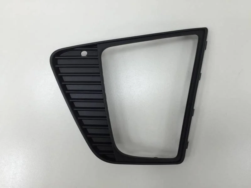 Рамка противотуманной фары левой Hyundai Creta 2016>