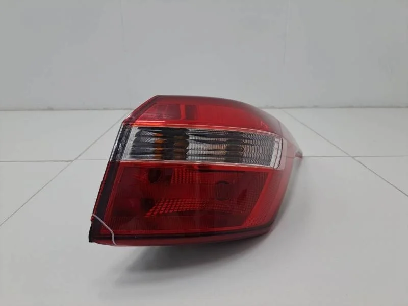 Фонарь задний наружный правый Hyundai Creta 2016>