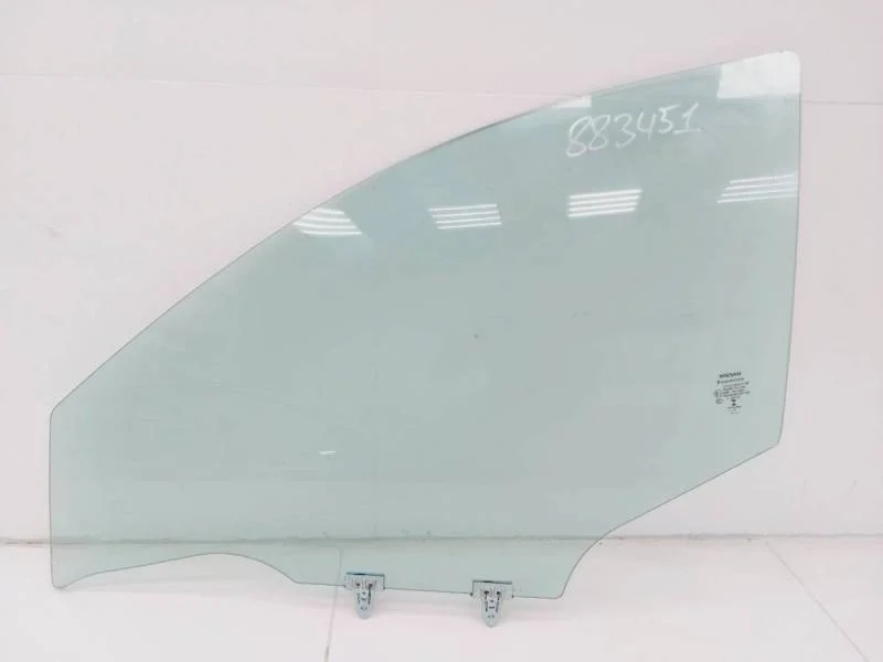 Стекло двери передней левой Nissan Qashqai (J11) 2014>