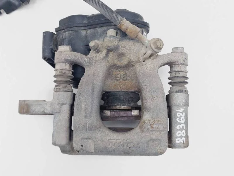 Суппорт задний левый Nissan Qashqai (J11) 2014>