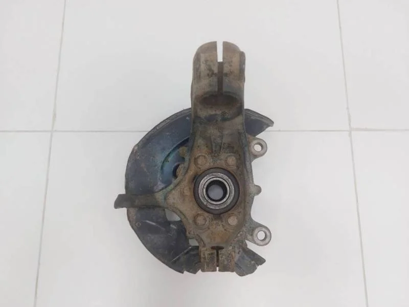 Кулак поворотный передний левый Nissan Qashqai (J11) 2014>