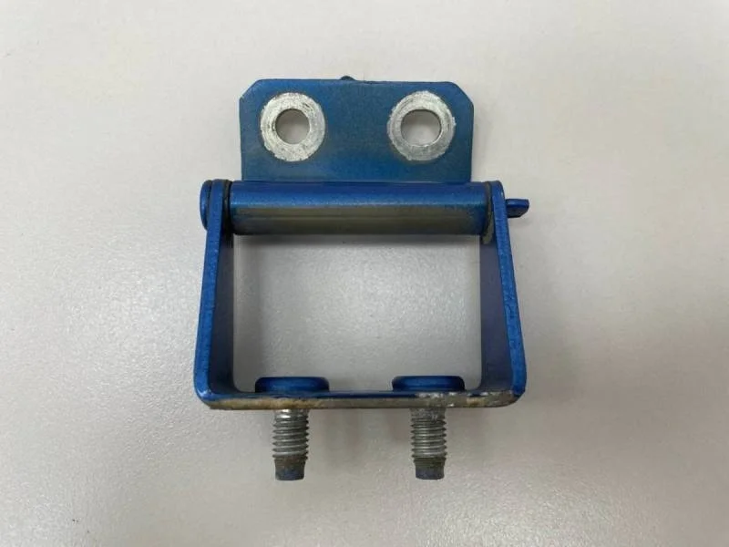 Петля двери багажника Nissan Qashqai (J10) 2006-2013