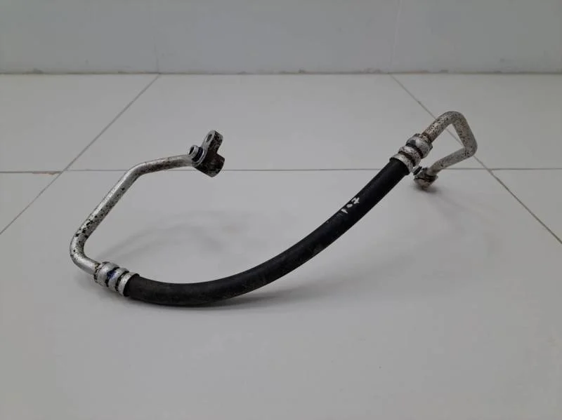 Трубка кондиционера Hyundai Solaris 2010-2017