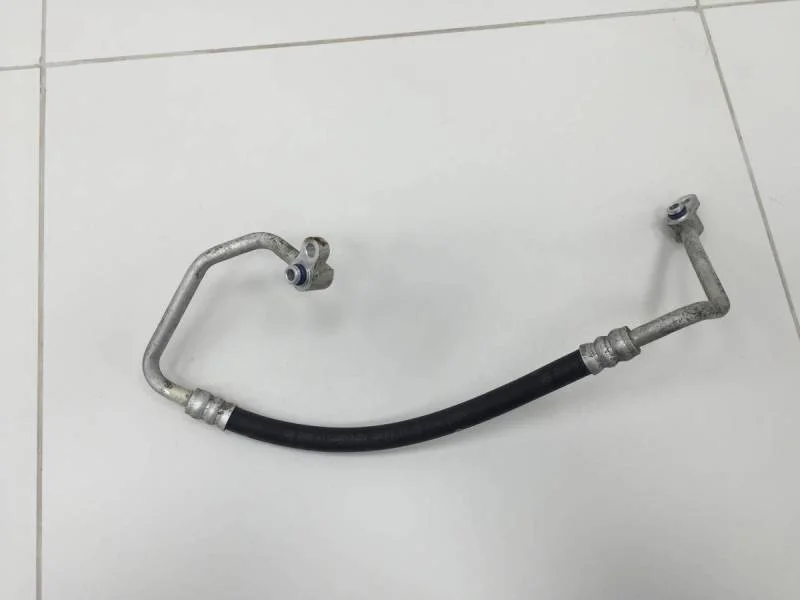 Трубка кондиционера Hyundai Solaris 2010-2017