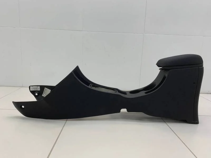 Консоль центральная Hyundai Solaris 2010-2017