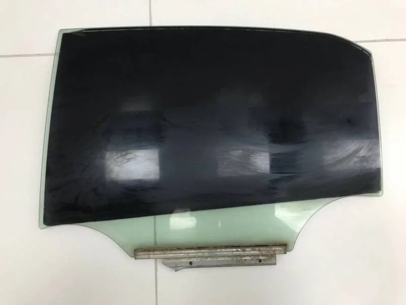 Стекло двери задней левой Toyota Corolla E150 2006-2013
