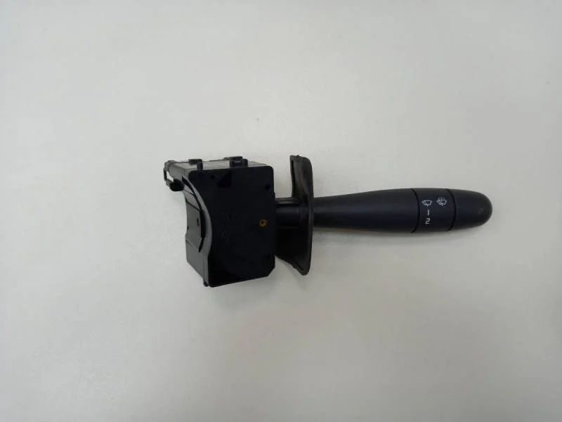 Переключатель стеклоочистителей Lada Largus 2012>