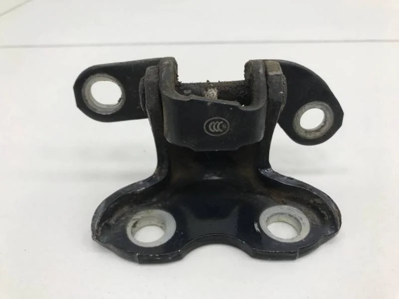 Петля двери задней правой верхняя Toyota Corolla E150 2006-2013