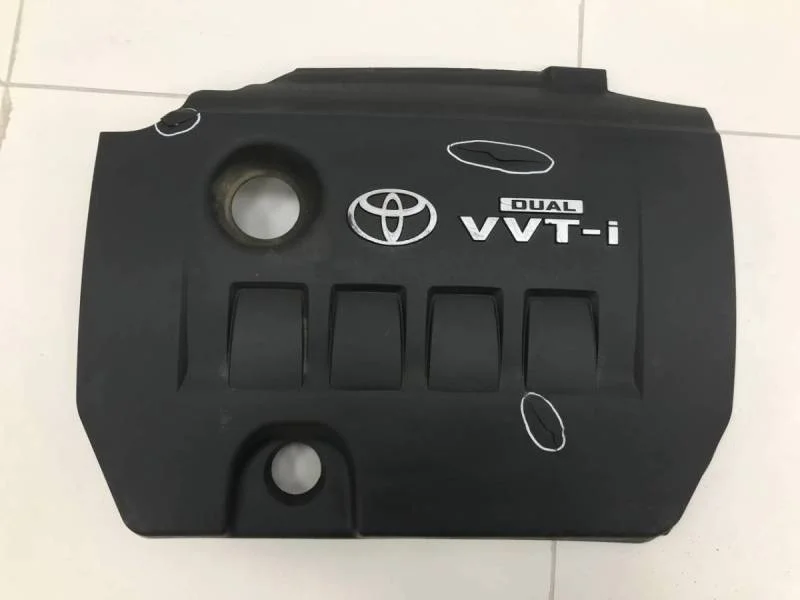 Крышка двигателя декоративная Toyota Corolla E150 2006-2013