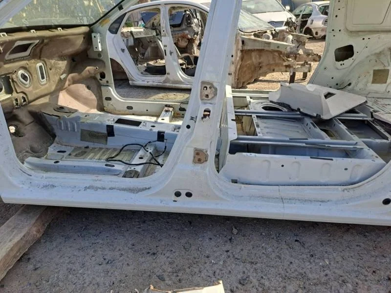 Порог со стойкой левый Lada Largus 2012>