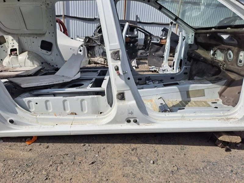 Порог со стойкой правый Lada Largus 2012>