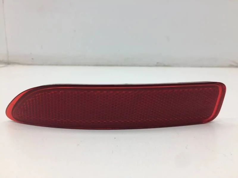 Отражатель в бампер задний левый Lada Largus 2012>