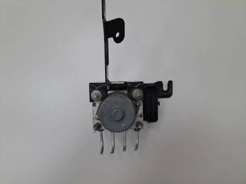 Блок ABS (насос) Renault Sandero 2014>