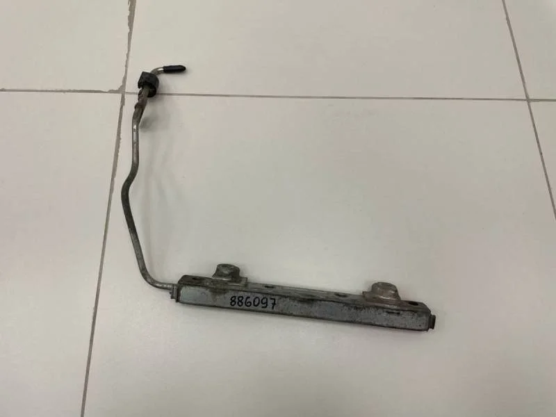 Рейка топливная (рампа) Toyota Corolla E150 2006-2013