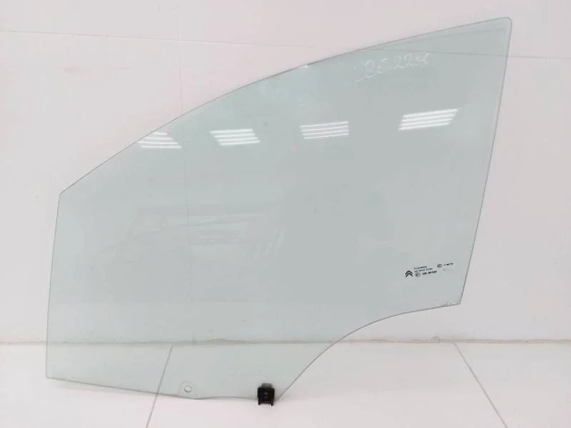 Стекло двери передней левой Citroen C4 2011>