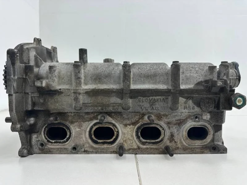Головка блока цилиндров Volkswagen Polo (Sed RUS) 2011>