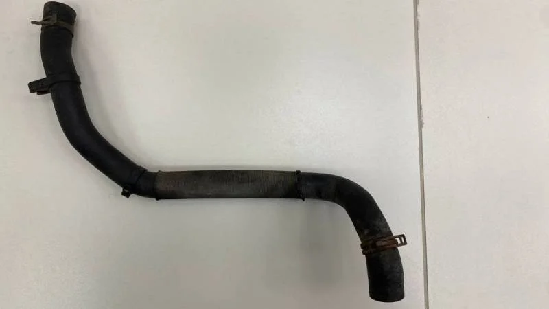 Патрубок радиатора охлаждения Volkswagen Polo (Sed RUS) 2011>