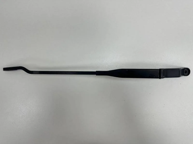 Поводок стеклоочистителя передний правый Mitsubishi Carisma (DA) 1995-2004