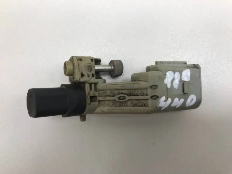 Датчик положения коленвала Volkswagen Polo (Sed RUS) 2011>