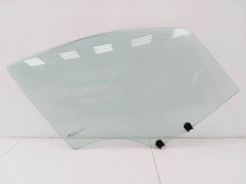 Стекло двери передней правой Citroen C4 2011>