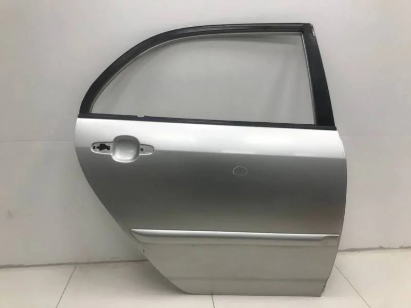 Дверь задняя правая Toyota Corolla E120 2001-2007