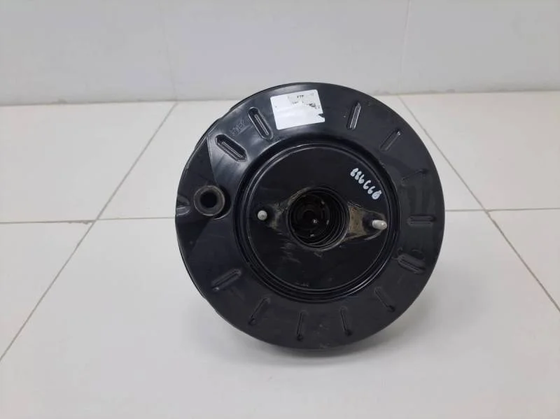 Усилитель тормозов вакуумный Skoda Rapid 2012-2020