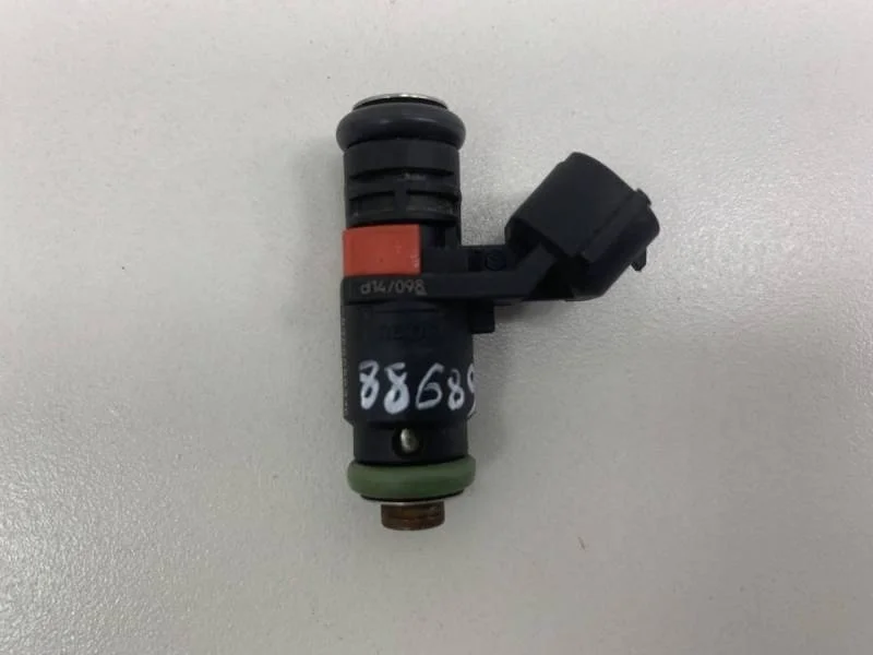 Форсунка инжекторная электрическая Skoda Rapid 2012-2020