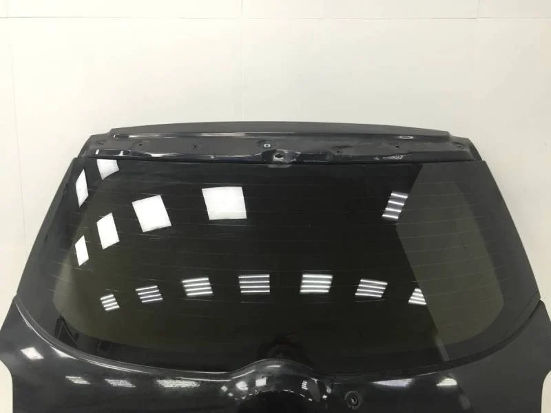 Стекло заднее Toyota Auris (E150) 2006-2012