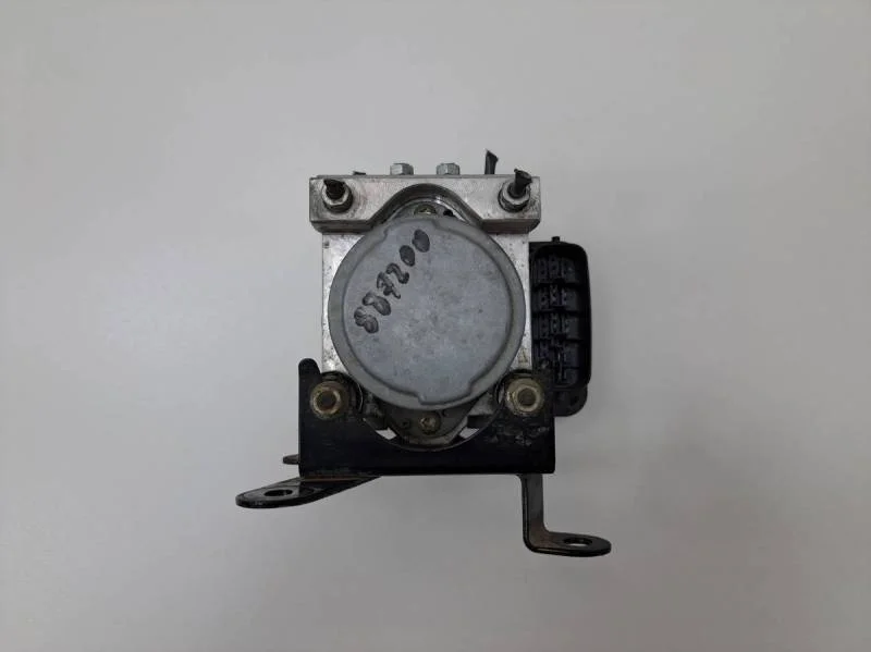 Блок ABS (насос) Toyota Land Cruiser Prado (J120) 2002-2009