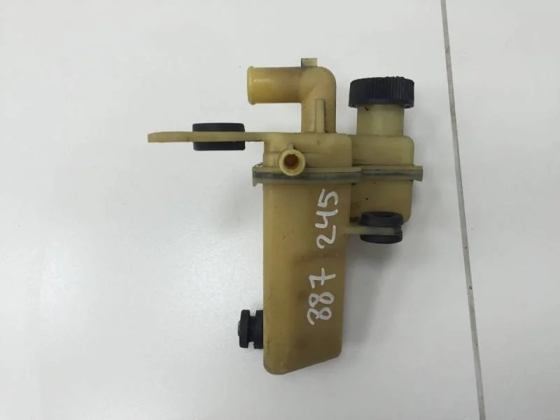 Бачок гидроусилителя Mazda Mazda 3 (BK) 2002-2009