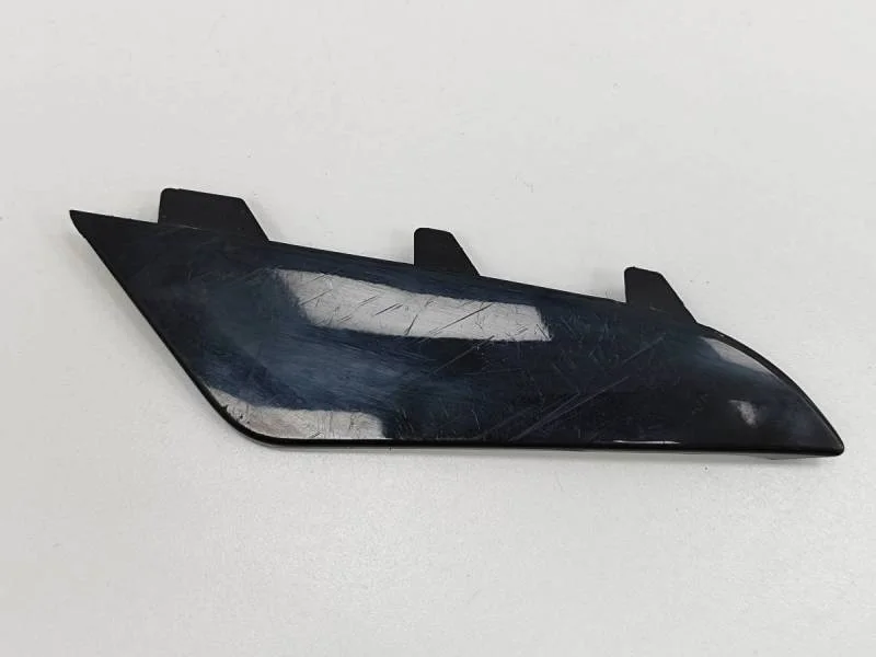 Накладка заднего бампера левая Kia Sorento 2020>