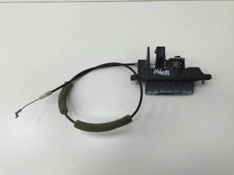 Ручка двери багажника наружная Mazda Mazda 3 (BK) 2002-2009