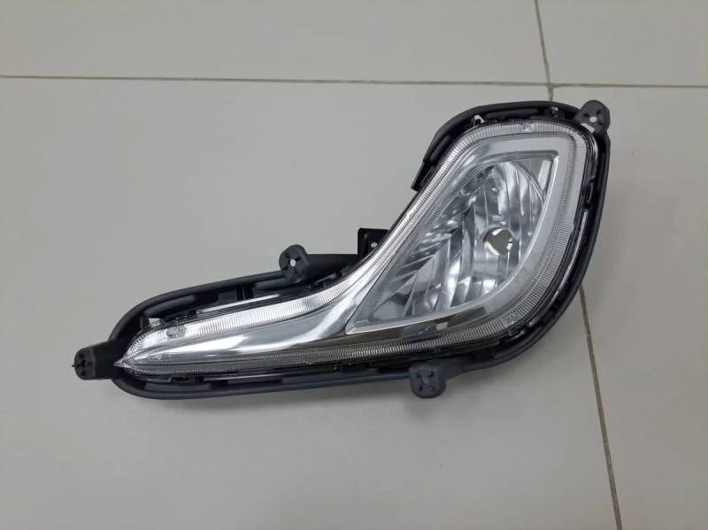 Фара противотуманная левая Hyundai Solaris 2010-2017
