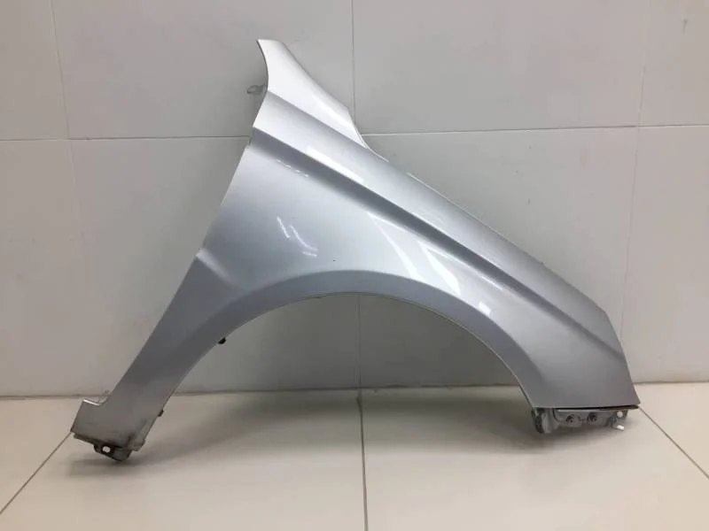 Крыло переднее правое Lada Vesta 2015>